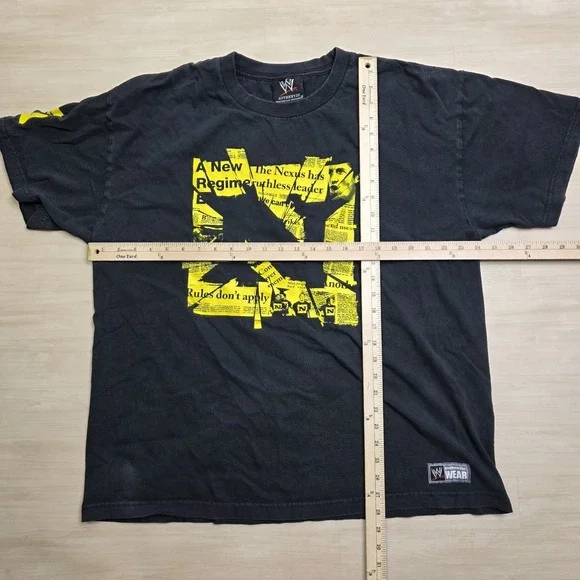 Vintage WWE The Nexus T-Shirt Size 2XL Short Sleeve "We Are One" Tee - Picture 4 of 8